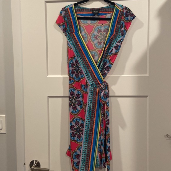 Nicole by Nicole miller multicolored and multi design wrap Dress size small EUC - Picture 1 of 9